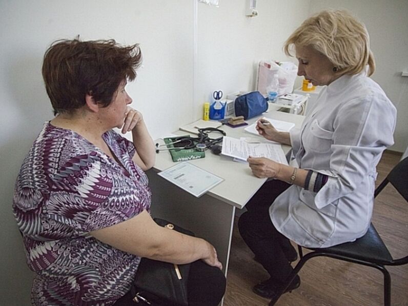 navštivte lékaře pro artritidu