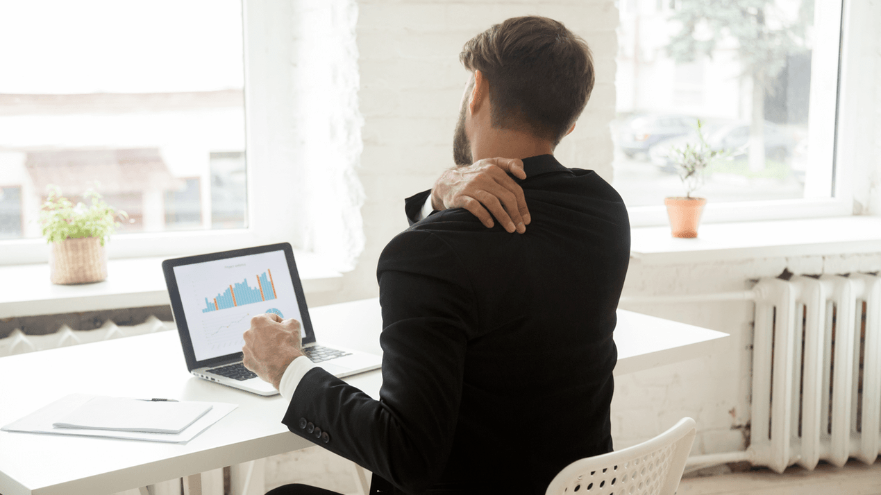Bolest zad ze sedavé práce v počítači